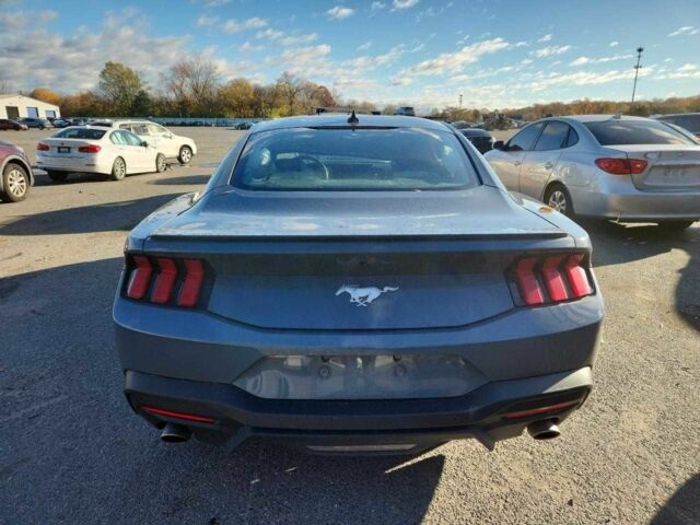 Серый Форд Мустанг, объемом двигателя 2.3 л и пробегом 18 тыс. км за 7500 $, фото 5 на Automoto.ua