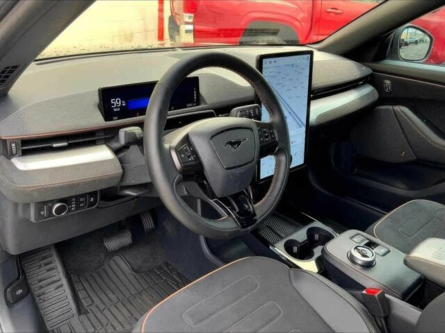 Серый Форд Мустанг, объемом двигателя 0 л и пробегом 28 тыс. км за 25900 $, фото 7 на Automoto.ua