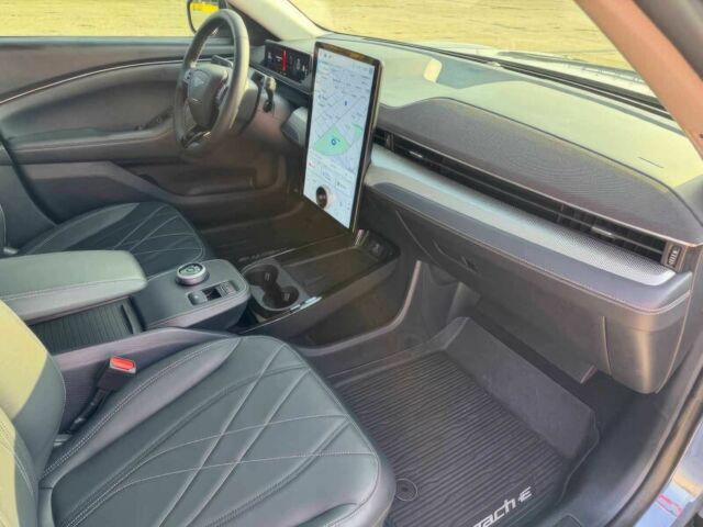 Серый Форд Мустанг, объемом двигателя 0 л и пробегом 23 тыс. км за 14000 $, фото 9 на Automoto.ua