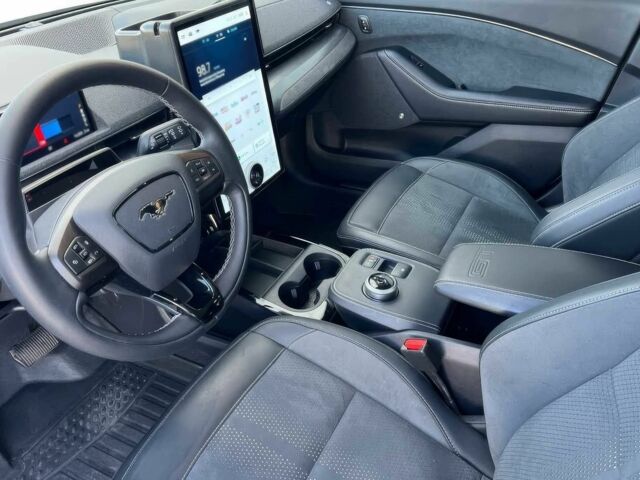 Сірий Форд Мустанг, об'ємом двигуна 0 л та пробігом 7 тис. км за 12000 $, фото 6 на Automoto.ua
