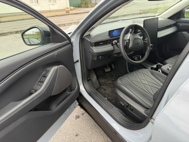 Серый Форд Мустанг, объемом двигателя 0 л и пробегом 3 тыс. км за 26000 $, фото 15 на Automoto.ua