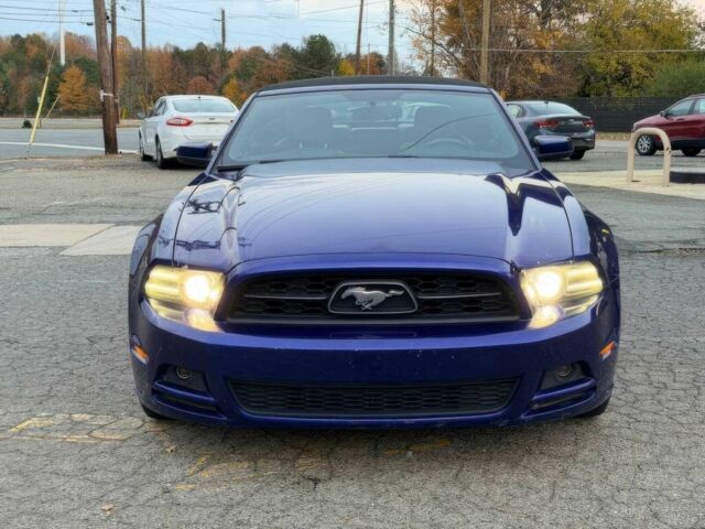 Синий Форд Мустанг, объемом двигателя 3.7 л и пробегом 85 тыс. км за 5300 $, фото 1 на Automoto.ua