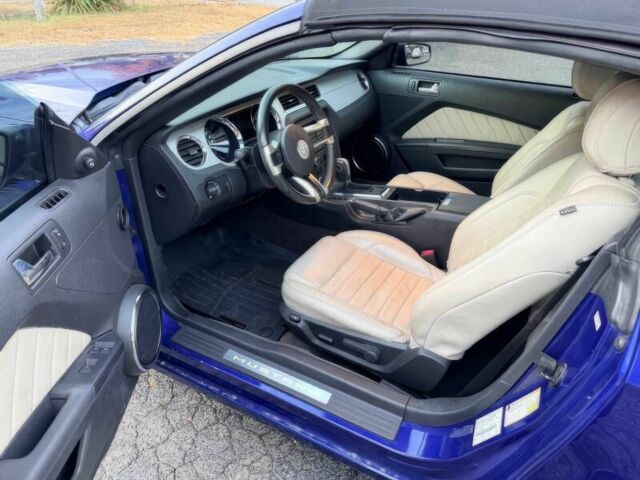 Синий Форд Мустанг, объемом двигателя 3.7 л и пробегом 85 тыс. км за 5300 $, фото 8 на Automoto.ua