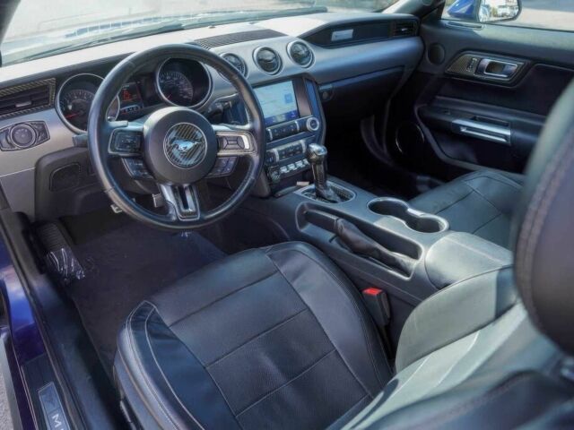 Синий Форд Мустанг, объемом двигателя 2.3 л и пробегом 41 тыс. км за 6950 $, фото 8 на Automoto.ua