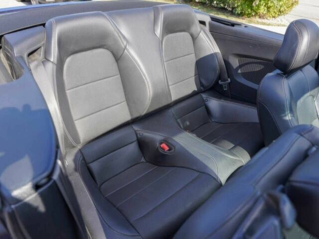 Синий Форд Мустанг, объемом двигателя 2.3 л и пробегом 41 тыс. км за 6950 $, фото 12 на Automoto.ua