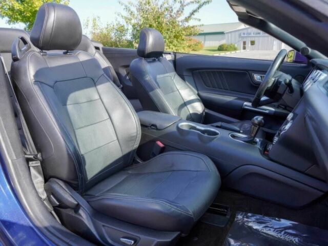 Синий Форд Мустанг, объемом двигателя 2.3 л и пробегом 41 тыс. км за 6950 $, фото 9 на Automoto.ua