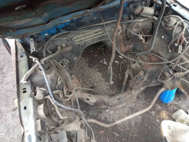 Синий Форд Мустанг, объемом двигателя 0 л и пробегом 100 тыс. км за 594 $, фото 4 на Automoto.ua