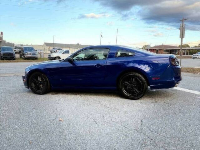 Синий Форд Мустанг, объемом двигателя 3.7 л и пробегом 85 тыс. км за 2900 $, фото 4 на Automoto.ua