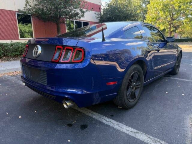 Синій Форд Мустанг, об'ємом двигуна 3.7 л та пробігом 89 тис. км за 2900 $, фото 6 на Automoto.ua