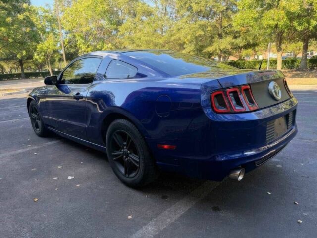 Синій Форд Мустанг, об'ємом двигуна 3.7 л та пробігом 89 тис. км за 2900 $, фото 4 на Automoto.ua