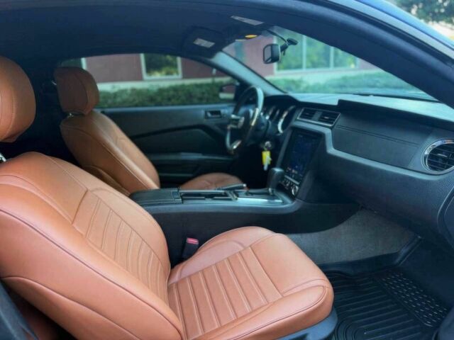 Синій Форд Мустанг, об'ємом двигуна 3.7 л та пробігом 89 тис. км за 2900 $, фото 8 на Automoto.ua