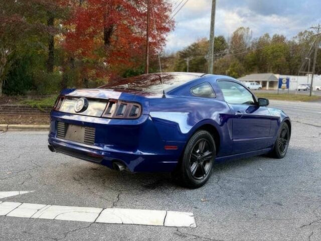 Синий Форд Мустанг, объемом двигателя 3.7 л и пробегом 85 тыс. км за 2900 $, фото 5 на Automoto.ua