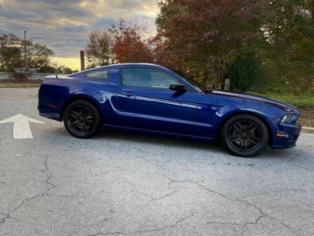 Синий Форд Мустанг, объемом двигателя 3.7 л и пробегом 85 тыс. км за 2900 $, фото 3 на Automoto.ua