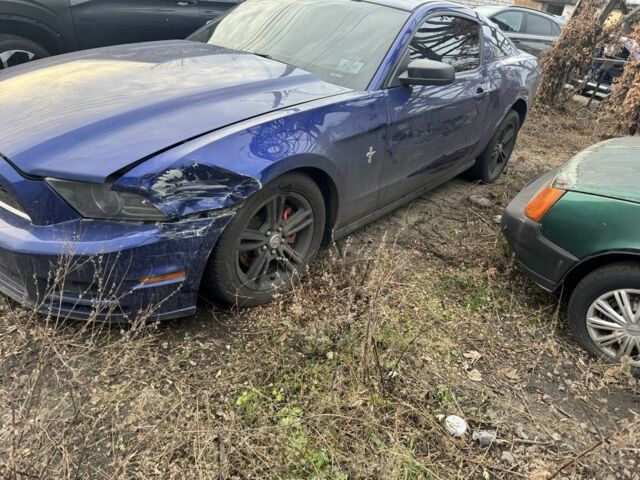 Синій Форд Мустанг, об'ємом двигуна 3.7 л та пробігом 50 тис. км за 5000 $, фото 7 на Automoto.ua