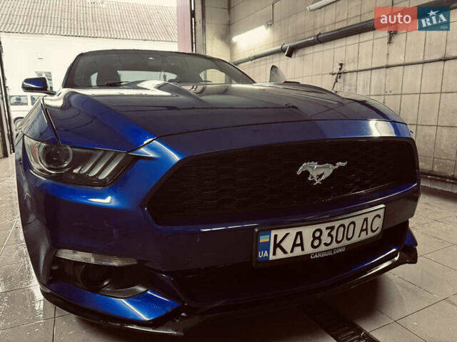 Синий Форд Мустанг, объемом двигателя 2.3 л и пробегом 128 тыс. км за 15800 $, фото 23 на Automoto.ua