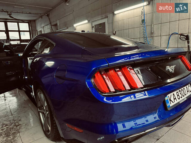 Синий Форд Мустанг, объемом двигателя 2.3 л и пробегом 128 тыс. км за 15800 $, фото 25 на Automoto.ua