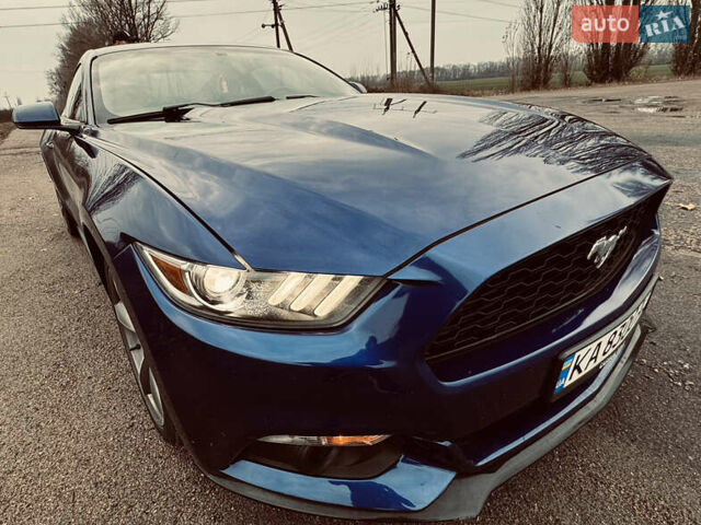 Синий Форд Мустанг, объемом двигателя 2.3 л и пробегом 128 тыс. км за 15800 $, фото 4 на Automoto.ua
