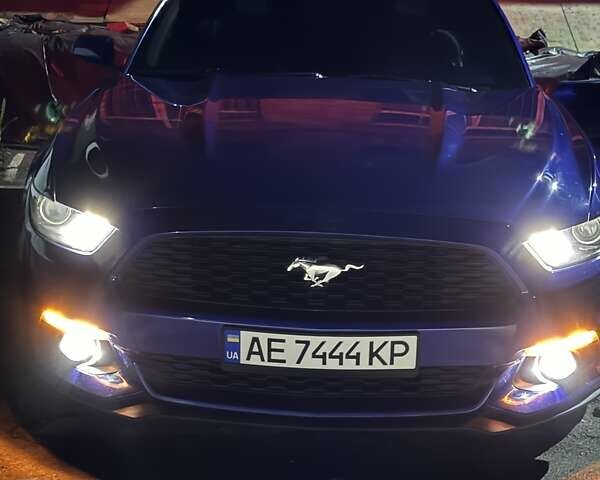 Синий Форд Мустанг, объемом двигателя 2.26 л и пробегом 115 тыс. км за 13000 $, фото 6 на Automoto.ua