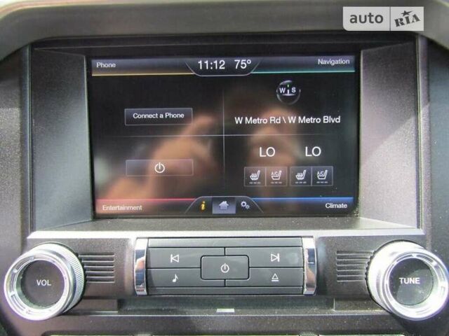 Синий Форд Мустанг, объемом двигателя 2.26 л и пробегом 42 тыс. км за 3000 $, фото 16 на Automoto.ua