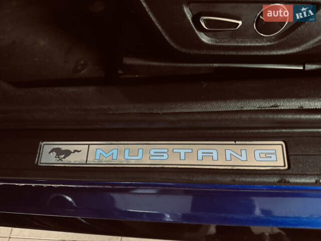 Синий Форд Мустанг, объемом двигателя 2.3 л и пробегом 128 тыс. км за 15800 $, фото 28 на Automoto.ua