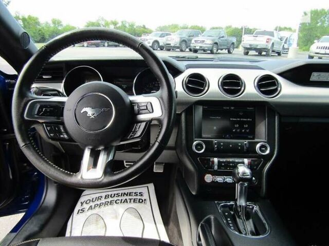 Синий Форд Мустанг, объемом двигателя 2.26 л и пробегом 42 тыс. км за 3000 $, фото 6 на Automoto.ua