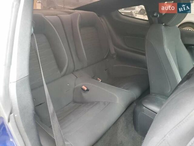 Синий Форд Мустанг, объемом двигателя 2.26 л и пробегом 110 тыс. км за 3000 $, фото 9 на Automoto.ua