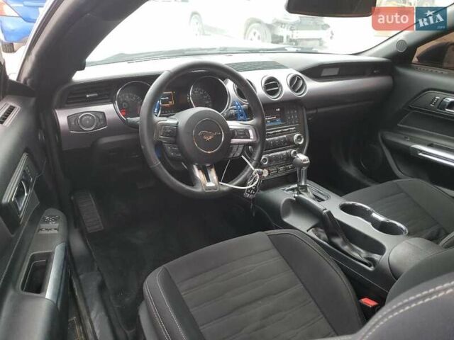 Синий Форд Мустанг, объемом двигателя 2.26 л и пробегом 110 тыс. км за 3000 $, фото 7 на Automoto.ua