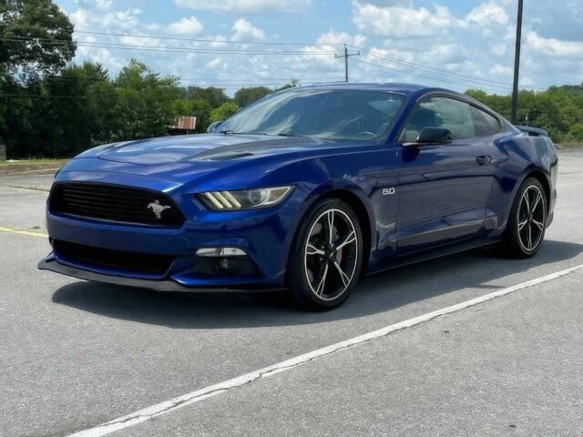 Синий Форд Мустанг, объемом двигателя 5 л и пробегом 70 тыс. км за 9900 $, фото 2 на Automoto.ua