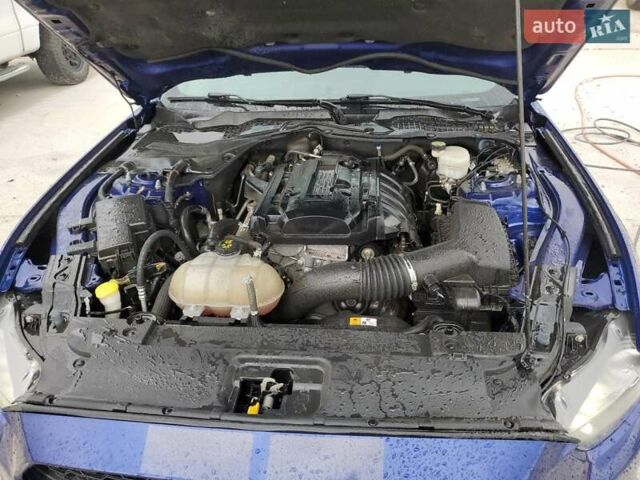 Синий Форд Мустанг, объемом двигателя 2.26 л и пробегом 110 тыс. км за 3000 $, фото 10 на Automoto.ua