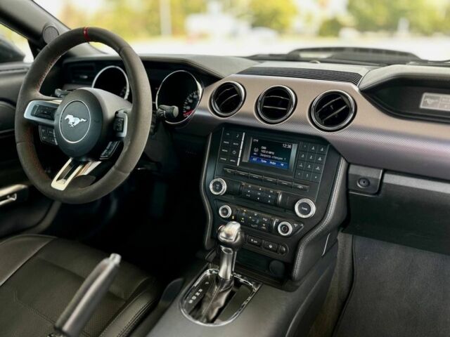 Синий Форд Мустанг, объемом двигателя 2.3 л и пробегом 104 тыс. км за 12499 $, фото 20 на Automoto.ua