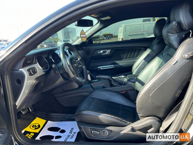 Форд Мустанг 2017 в Мукачеве на Automoto.ua Синий Форд Мустанг, объемом двигателя 2.3 л и пробегом 167 тыс. км за 17800 $, фото 8 на Automoto.ua
