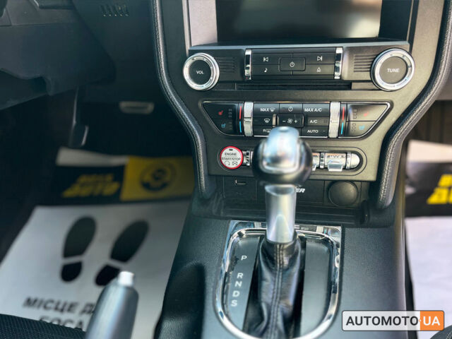 Форд Мустанг 2017 в Мукачеве на Automoto.ua Синий Форд Мустанг, объемом двигателя 2.3 л и пробегом 167 тыс. км за 17800 $, фото 13 на Automoto.ua