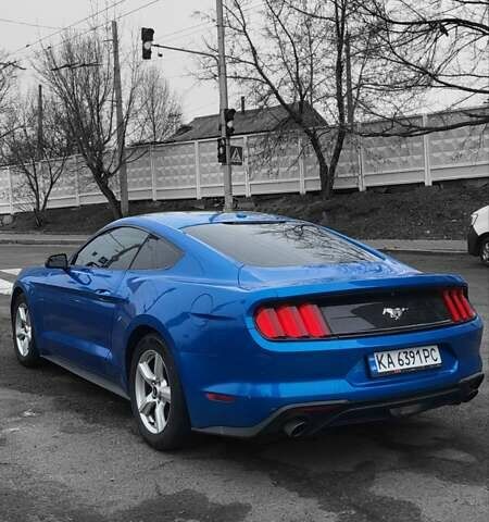Синий Форд Мустанг, объемом двигателя 2.3 л и пробегом 105 тыс. км за 16500 $, фото 8 на Automoto.ua