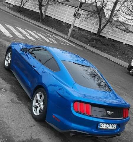 Синий Форд Мустанг, объемом двигателя 2.3 л и пробегом 105 тыс. км за 16500 $, фото 7 на Automoto.ua