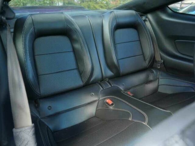 Синий Форд Мустанг, объемом двигателя 5 л и пробегом 42 тыс. км за 16000 $, фото 14 на Automoto.ua