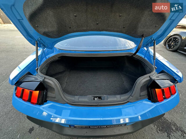 Синий Форд Мустанг, объемом двигателя 4.95 л и пробегом 18 тыс. км за 54700 $, фото 20 на Automoto.ua