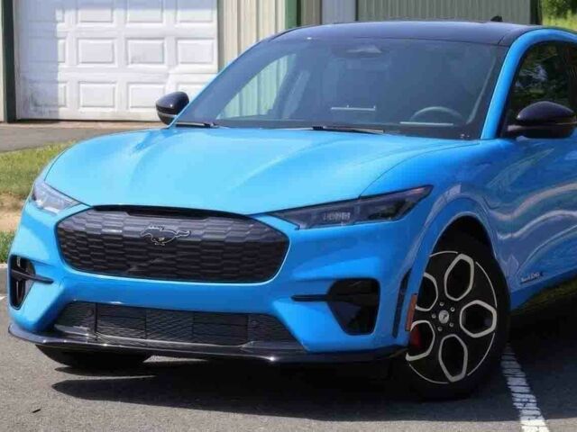 Синій Форд Мустанг, об'ємом двигуна 0 л та пробігом 29 тис. км за 32000 $, фото 2 на Automoto.ua