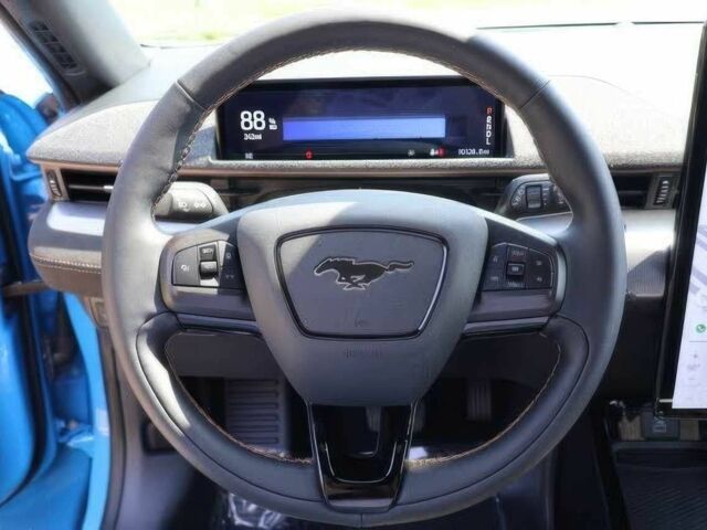 Синий Форд Мустанг, объемом двигателя 0 л и пробегом 30 тыс. км за 19000 $, фото 6 на Automoto.ua