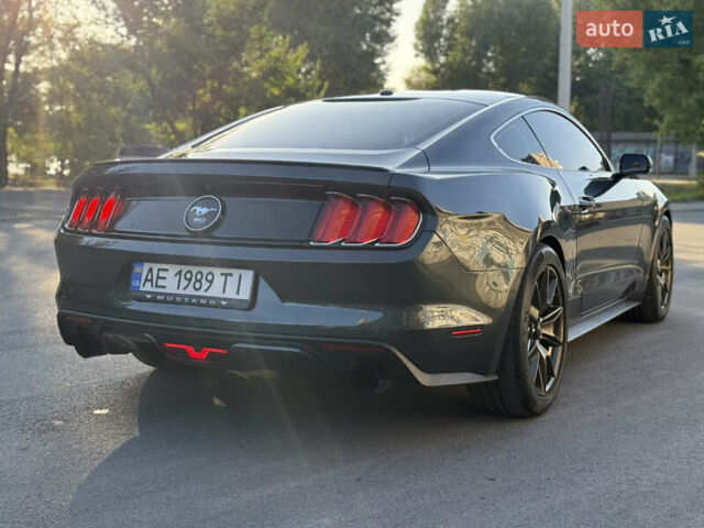 Зеленый Форд Мустанг, объемом двигателя 2.26 л и пробегом 80 тыс. км за 17500 $, фото 5 на Automoto.ua