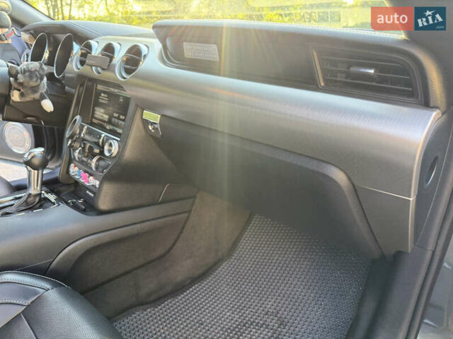 Зеленый Форд Мустанг, объемом двигателя 2.26 л и пробегом 80 тыс. км за 17500 $, фото 20 на Automoto.ua