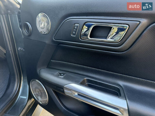 Зеленый Форд Мустанг, объемом двигателя 2.26 л и пробегом 80 тыс. км за 17500 $, фото 19 на Automoto.ua