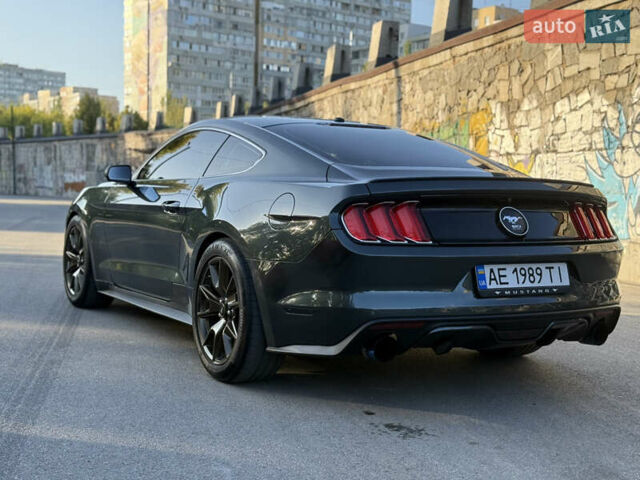 Зеленый Форд Мустанг, объемом двигателя 2.26 л и пробегом 80 тыс. км за 17500 $, фото 8 на Automoto.ua