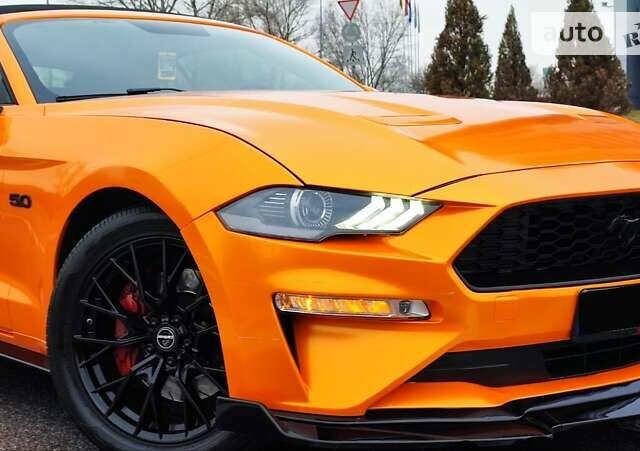 Оранжевый Форд Мустанг, объемом двигателя 5 л и пробегом 94 тыс. км за 29500 $, фото 2 на Automoto.ua