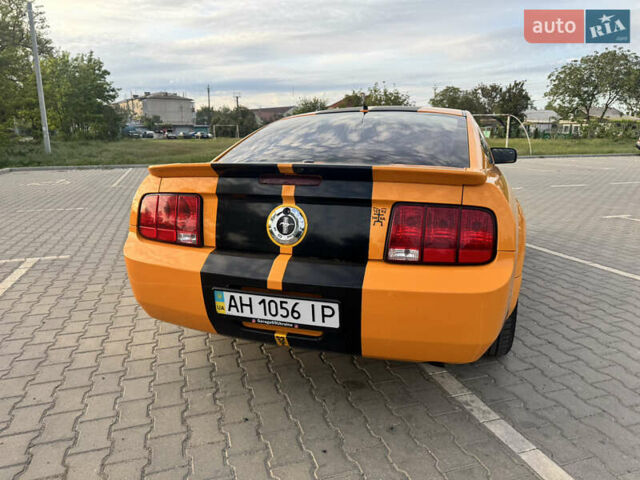 Помаранчевий Форд Мустанг, об'ємом двигуна 4 л та пробігом 91 тис. км за 12000 $, фото 6 на Automoto.ua