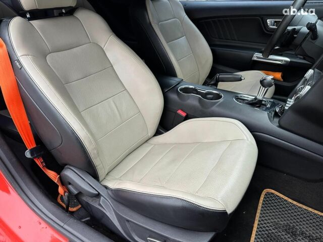 Оранжевый Форд Мустанг, объемом двигателя 2.3 л и пробегом 183 тыс. км за 18490 $, фото 12 на Automoto.ua