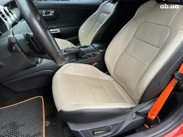 Оранжевый Форд Мустанг, объемом двигателя 2.3 л и пробегом 183 тыс. км за 18490 $, фото 14 на Automoto.ua