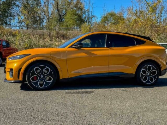 Форд Мустанг 2022 в Кропивницком (Кировограде) на Automoto.ua Оранжевый Форд Мустанг, объемом двигателя 0 л и пробегом 19 тыс. км за 14000 $, фото 3 на Automoto.ua