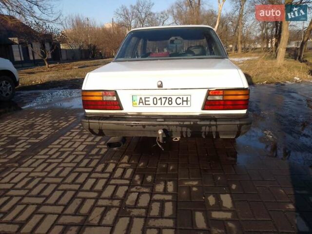 Белый Форд Орион, объемом двигателя 1.4 л и пробегом 16 тыс. км за 45000 $, фото 4 на Automoto.ua