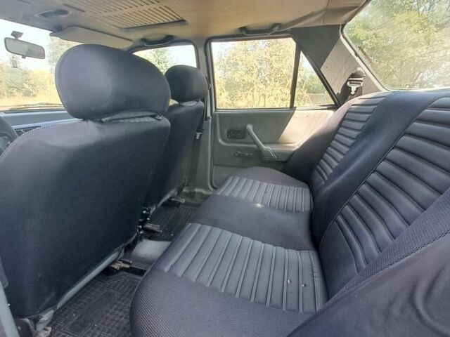 Білий Форд Оріон, об'ємом двигуна 1.4 л та пробігом 250 тис. км за 700 $, фото 5 на Automoto.ua