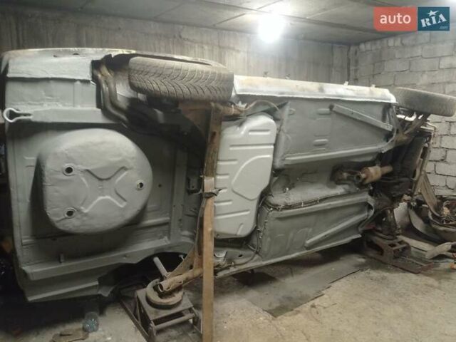 Форд Орион 1991 в Кривом Роге на Automoto.ua Белый Форд Орион, объемом двигателя 1.8 л и пробегом 500 тыс. км за 2500 $, фото 4 на Automoto.ua